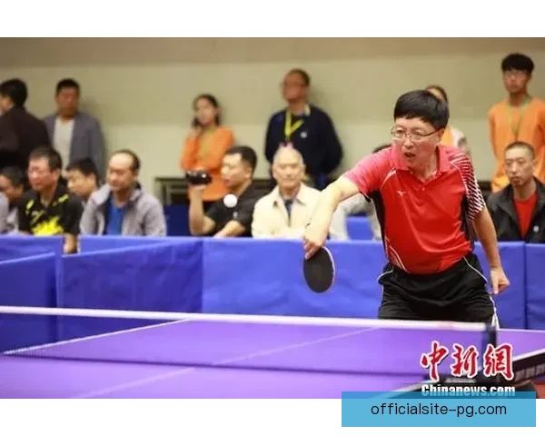 全球顶尖乒乓球选手争夺冠军的激烈角逐