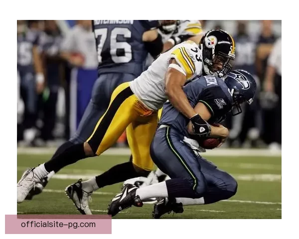 盛大对决：橄榄球邀请赛引爆全场风暴