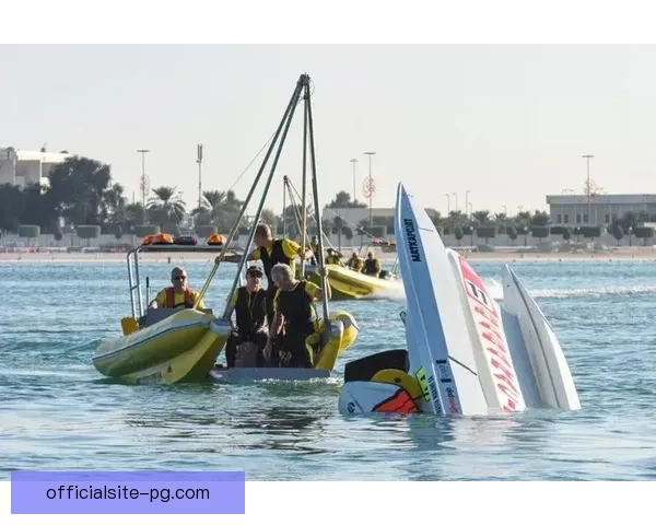 英国团队巅峰对决，赛艇比赛惊险收官